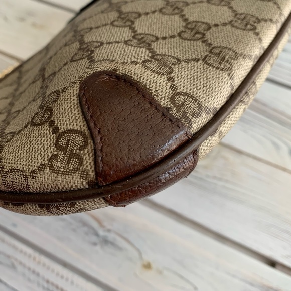 VINTAGE GUCCI GG MONOGRAM WEB CHAIN ZIP CROSSBODY BAG - Picture 7 of 11